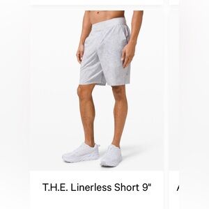 Lululemon T.H.E Short (S) -Multi-color